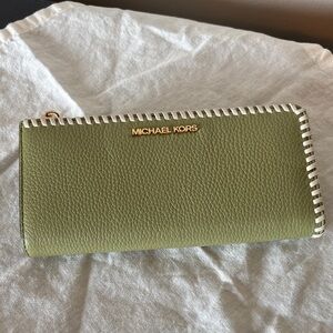 Michael Kors Green Pebbled Leather Zip Wallet with Contrast